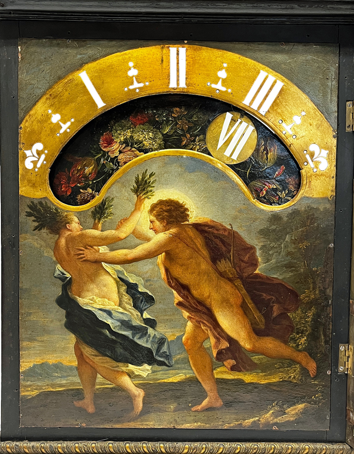 It�s a quarter to eight on this backlit Italian night clock dial from the late 17th century, with 'wandering hours' moving