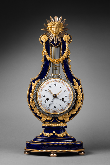 Exceptional Porcelain Lyre Mantel Clock from the Royal Sèvres Porcelain Manufactory
Paris, late Louis XVI period, circa 1785-1790 
Height 62 cm; width 26 cm; depth 16 cm 